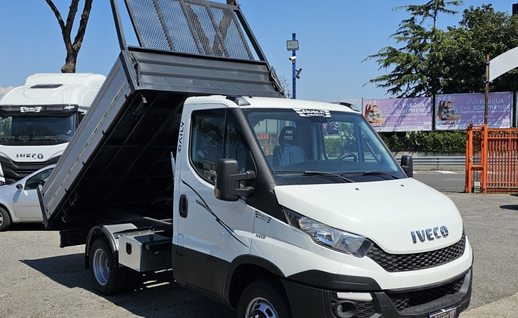IVECO DAILY 35C13 RIBALTABILE TRILATERALE MT3.20 EURO5B