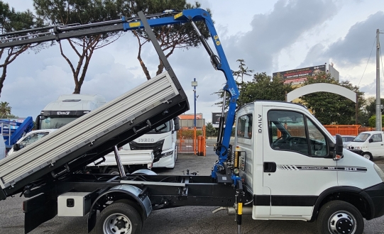 IVECO DAILY 35C15 RIBALTABILE TRILATERALE MT3.20+GRU