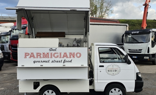 PIAGGIO PORTER 1.3BENZINA 83CV AUTONEGOZIO PANINOTECA STREET FOOD EURO6B
