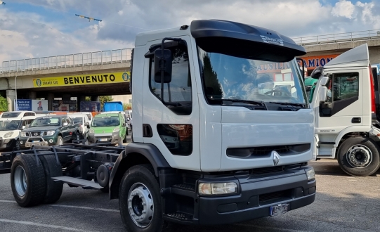 RENAULT PREMIUM 260CV TELAIO PASSO 3800